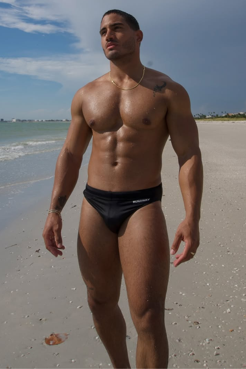 EMILIO PRINTED RACER SWIM BRIEF - BLACK/RNWY PRINT