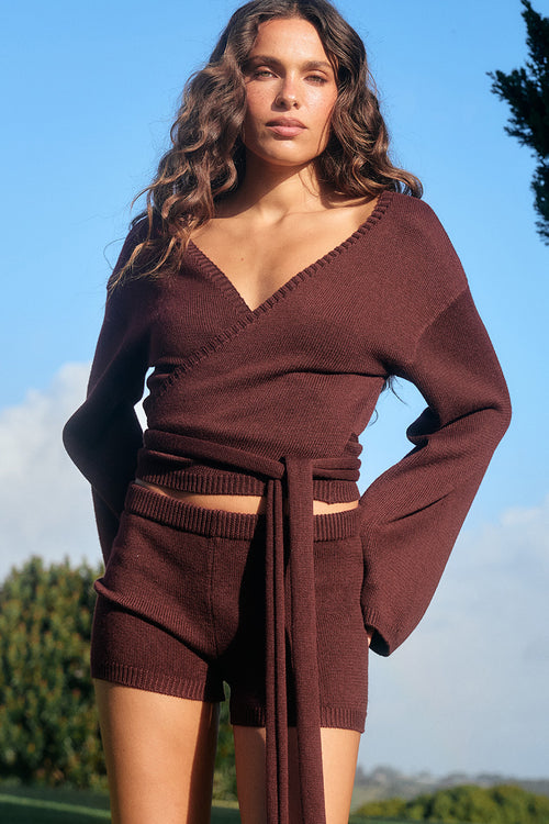 ARIA TIE KNIT HOT SHORTS - BERRY