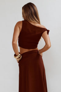 AZARIAH OFF SHOULDER TIE TOP - CHOCOLATE