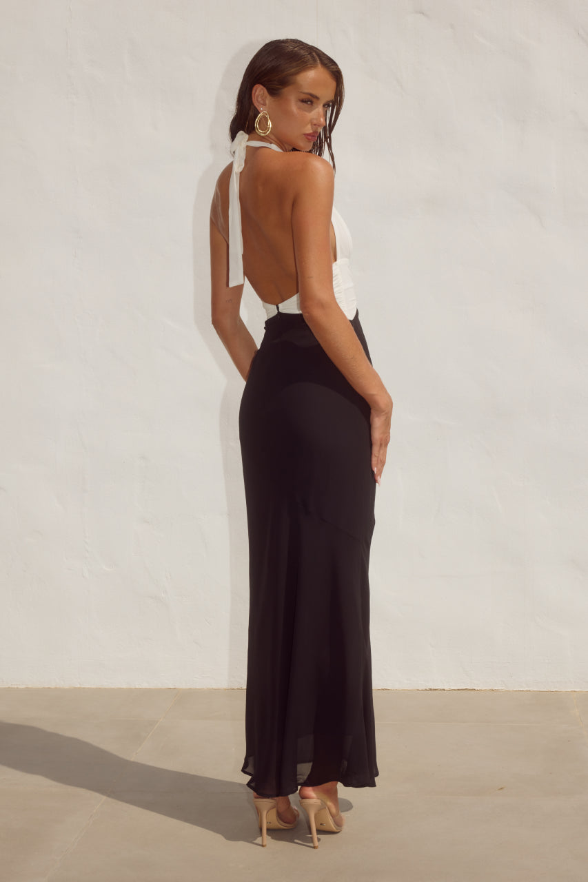 TENAYA PLUNGE V-NECK MAXI DRESS - BLACK/WHITE