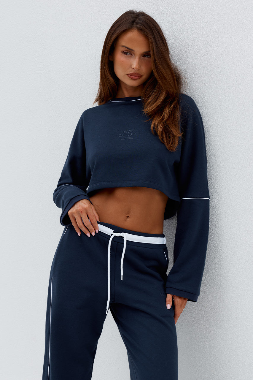 ELERI OVERSIZED LONG SLEEVE CROP TOP - STEEL