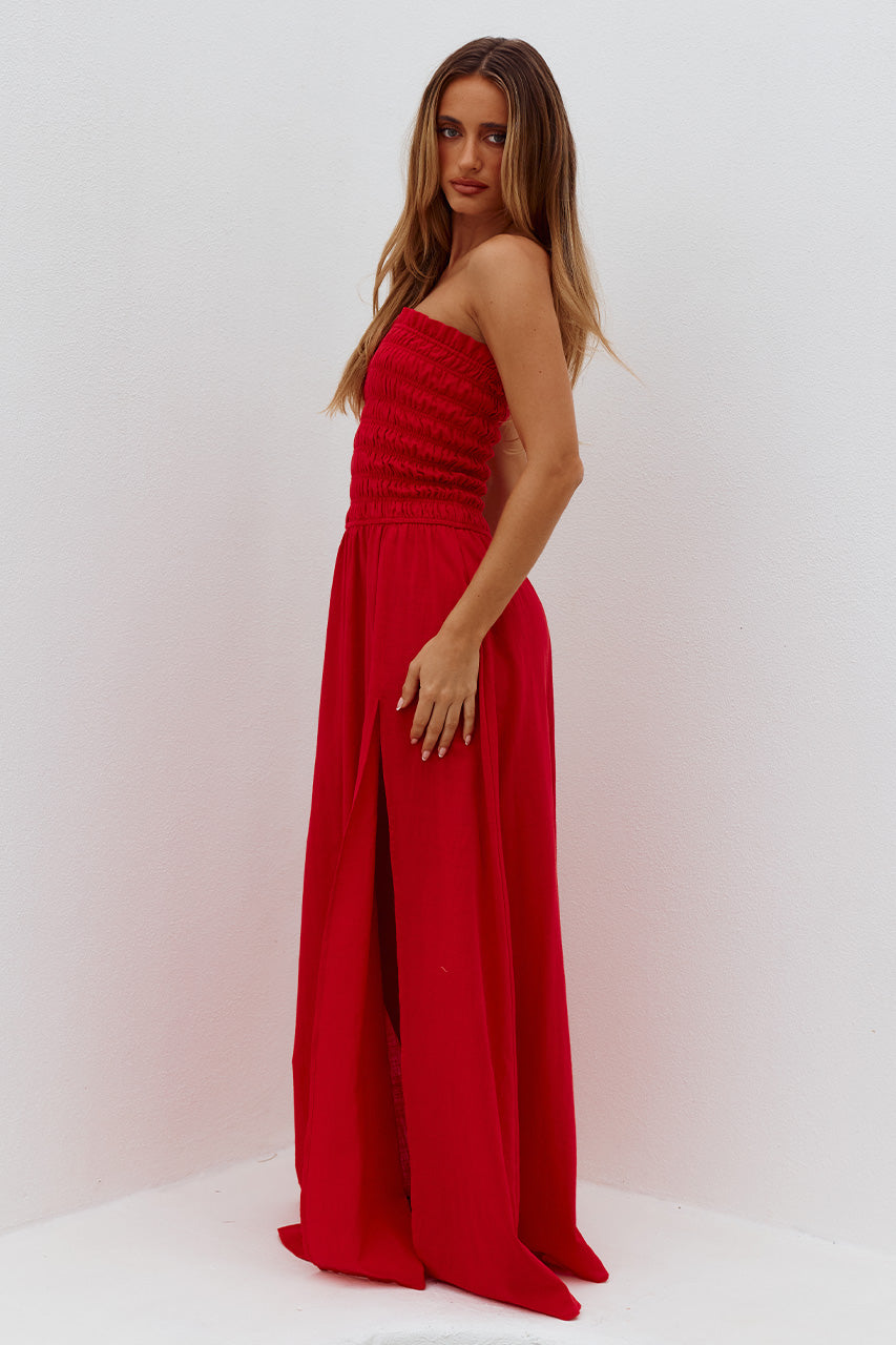 LANIE STRAPLESS SHIRRED MIDI DRESS - RED