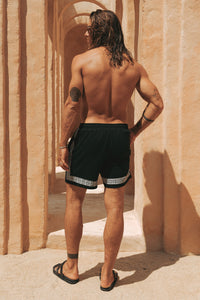 LEVI SHORT - BLACK