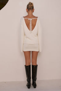 MIKAYLA LONG SLEEVED KNIT TOP - WHITE