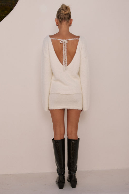 MIKAYLA LONG SLEEVED KNIT TOP - WHITE