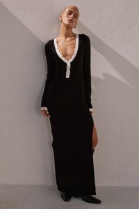 MILENIA SLEEVED KNIT MIDI DRESS - BLACK