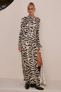 MONTIE SLEEVED MAXI DRESS - MAJA BLACK