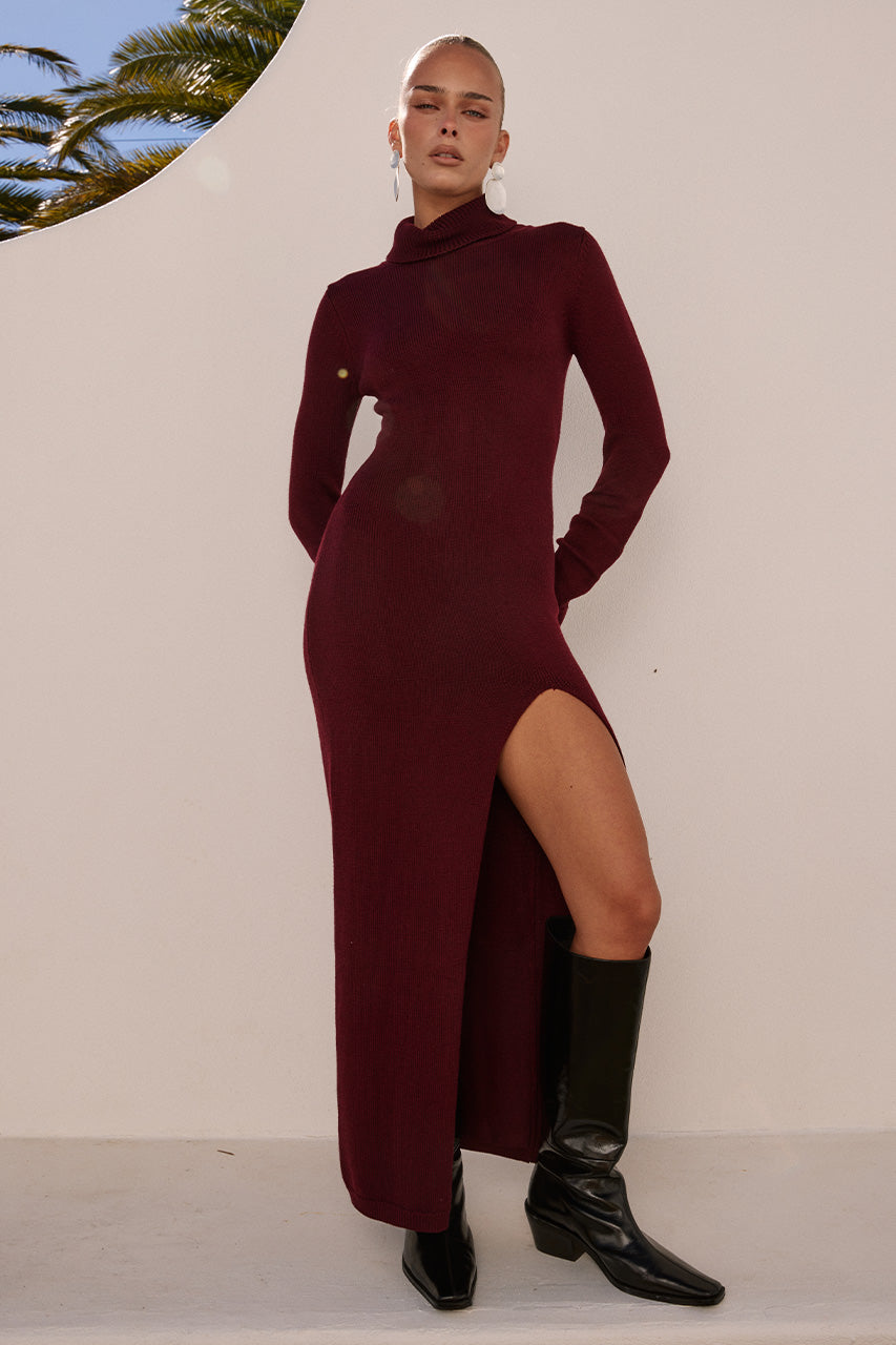 PATRICIA SLEEVED MAXI DRESS - BURNT RED