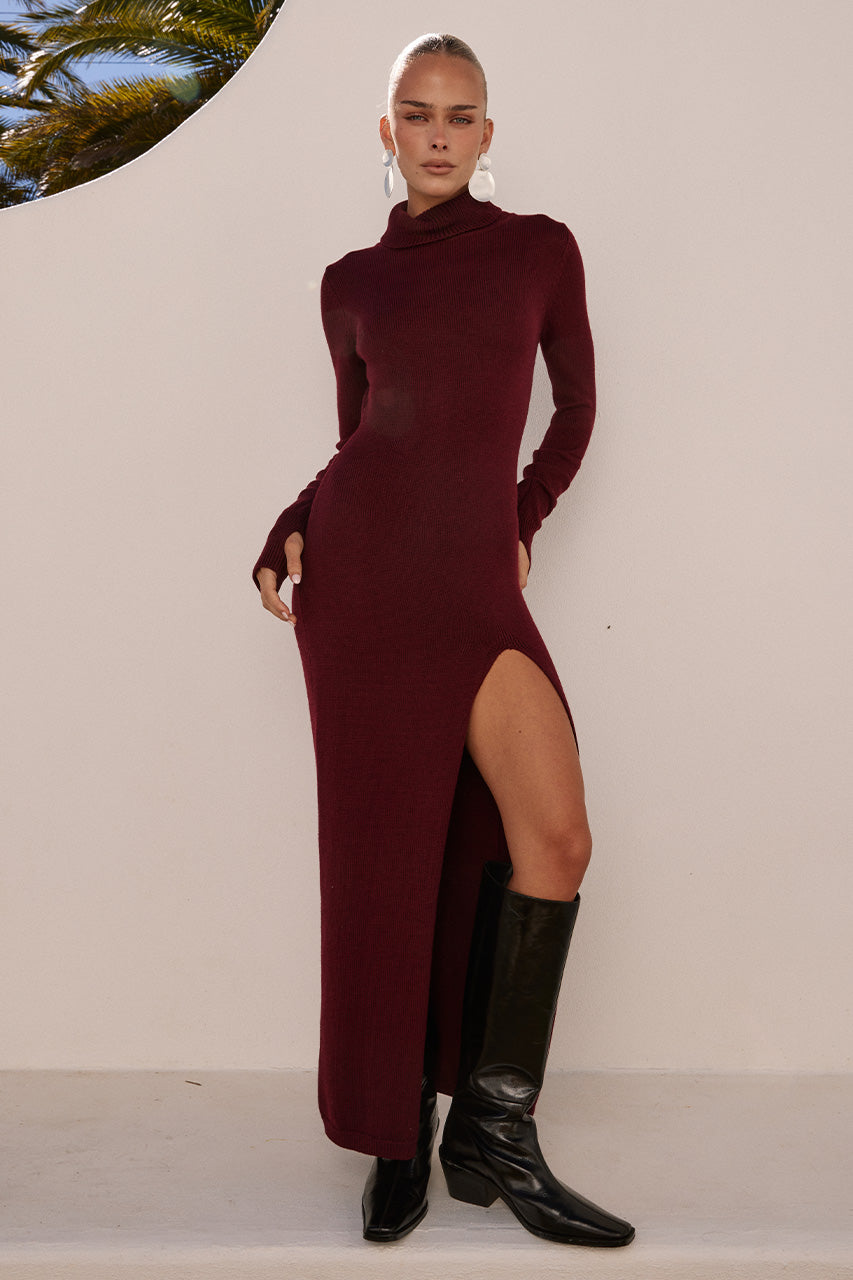 PATRICIA SLEEVED MAXI DRESS - BURNT RED