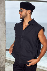 ROMAN SLEEVELESS SHIRT - BLACK