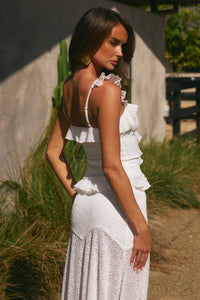 ROXELLE RUFFLE SPLIT FRONT TOP - WHITE