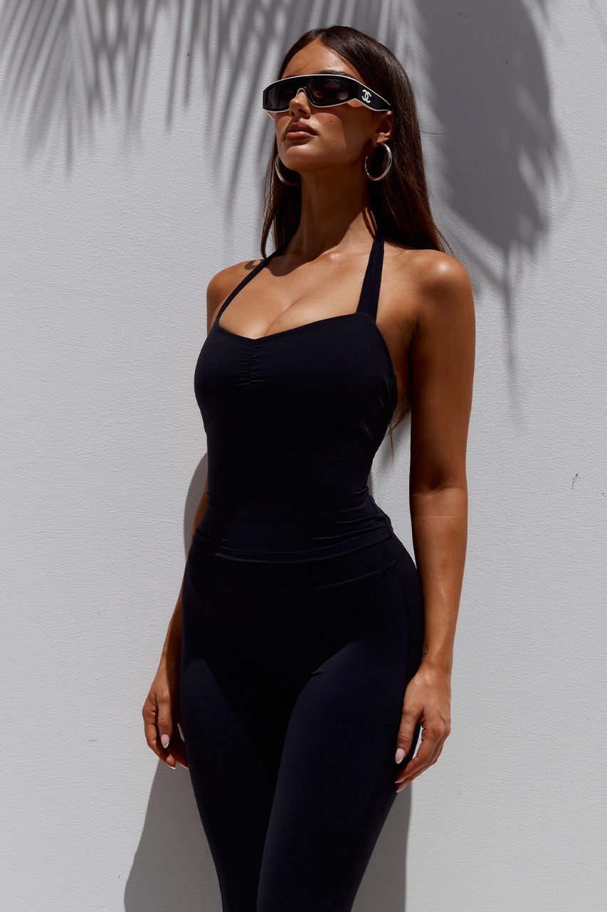 SAMMY BACKLESS HALTER TOP - BLACK