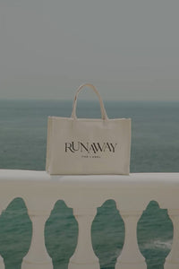RUNAWAY CANVAS BAG - CREAM