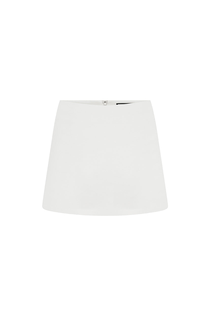 VIENO FITTED MINI SKORT - WHITE
